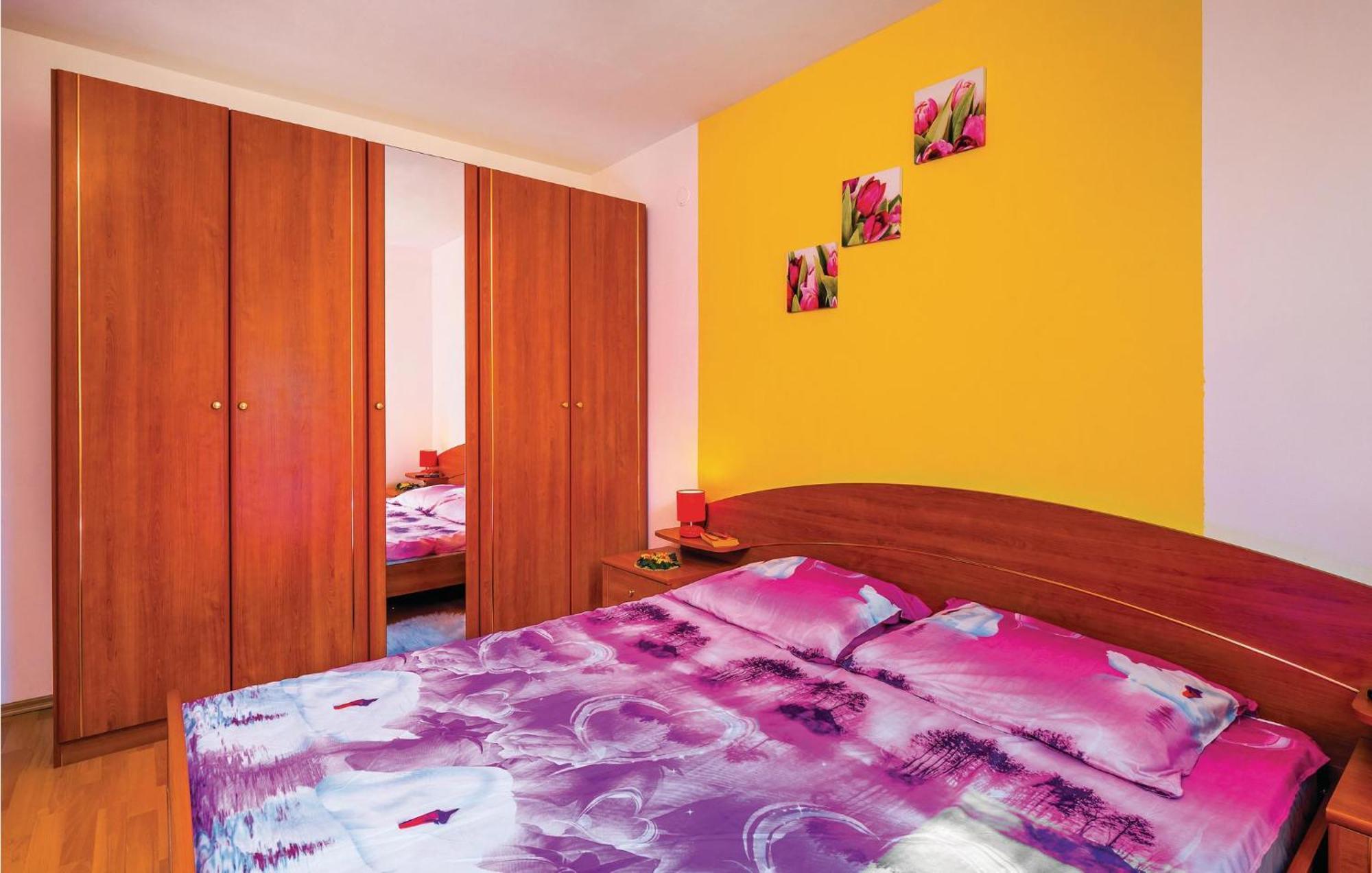 2 Bedroom Gorgeous Apartment In 拉巴克 外观 照片